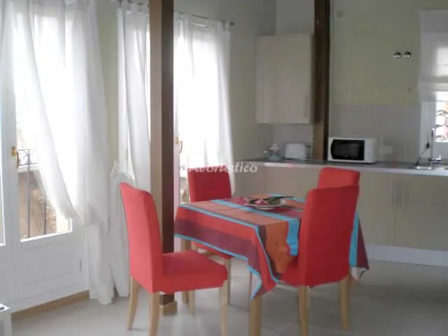 REFITOLERÍA APARTAMENTOS B en SEGOVIA — miniatura 19