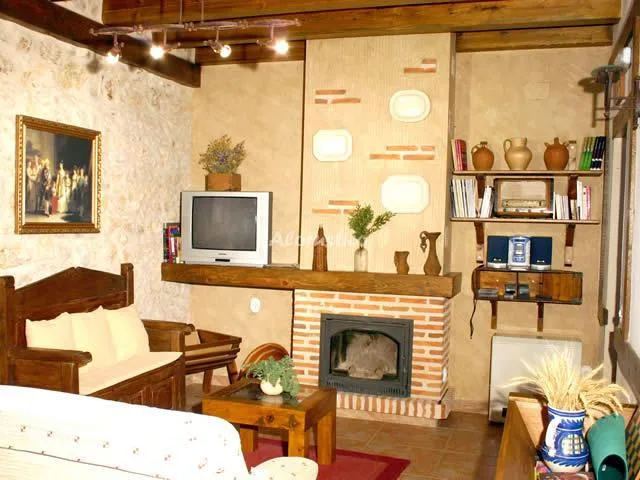 CASA REAL PÓSITO I en AGUILAFUENTE — miniatura 8