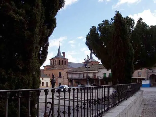 CASA RURAL LA FRESNEDA en MARTÍN MUÑOZ DE LAS POSADAS — miniatura 4