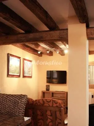 LA CASA VIEJA en TABANERA DEL MONTE — miniatura 9