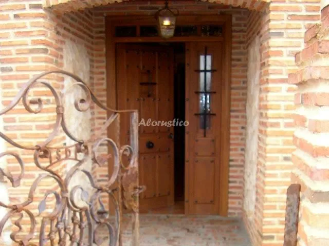 LA CASETA DEL PEGUERO en NAVAS DE ORO — miniatura 6
