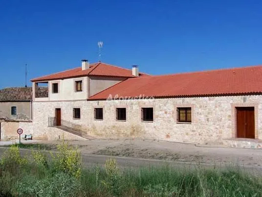 LAGAR DE LA NAVAZUELA-GARNACHA TINTA (DOBLE-DUCHA) en LA RASA — foto 2