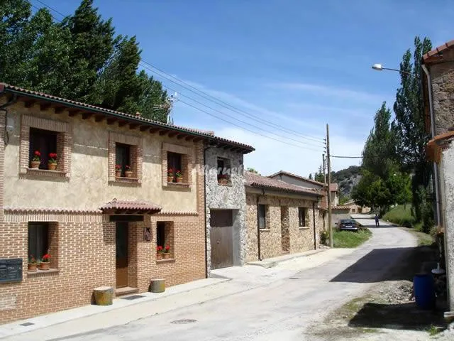 VILLA NATURA en LAS CUEVAS DE SORIA — miniatura 18