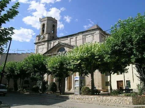 Alojamiento turístico MAS DE SERRA-HABITACIÓN TRIPLE en VILALLONGA DEL CAMP · TARRAGONA