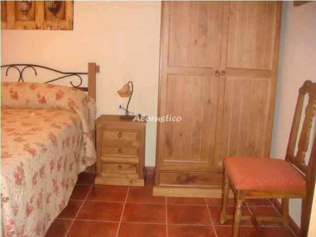 LA CABAÑA DE CALERA I en CALERA Y CHOZAS — miniatura 18