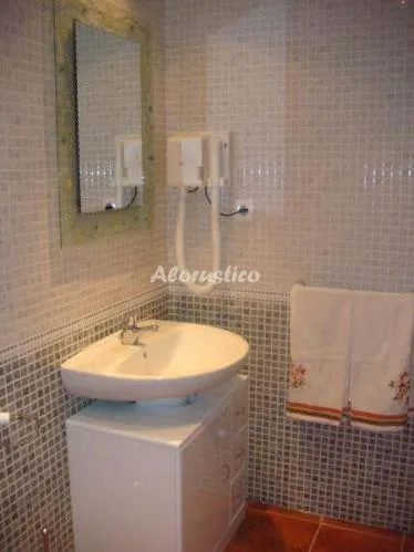 LA CABAÑA DE CALERA I en CALERA Y CHOZAS — miniatura 12