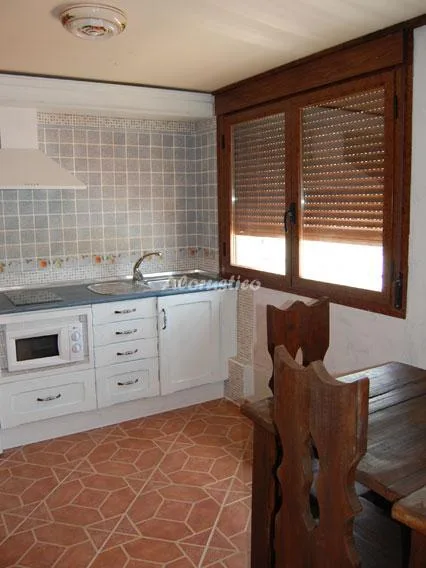 APARTAMENTO ROCINANTE en UGENA — miniatura 13