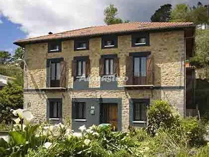 CASA ENKARTADA-HABITACIÓN ROJA en SOPUERTA — foto 2