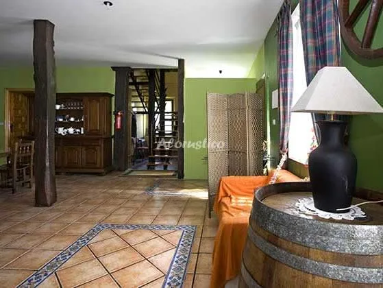 CASA ENKARTADA-HABITACIÓN ROJA en SOPUERTA — foto 3