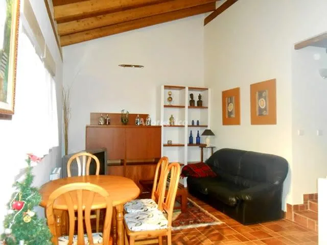 CASA ABANTO Y ZIERBENA en SANFUENTES — foto 2
