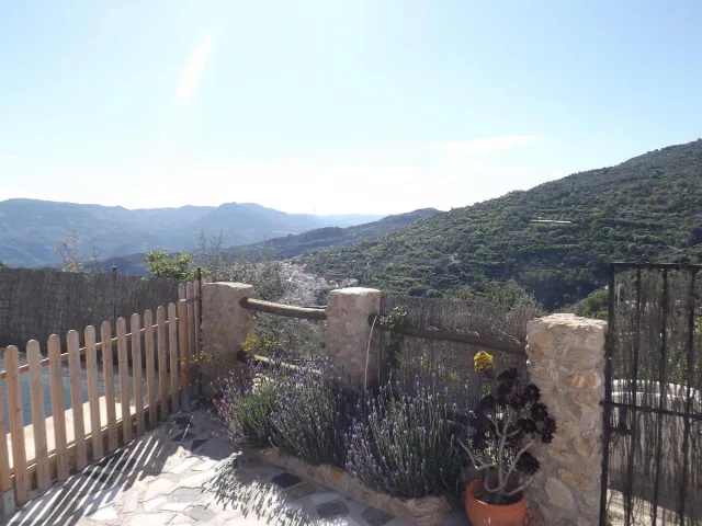 LA ENCINA DE MEZQUIRINA en LANJARÓN — miniatura 9