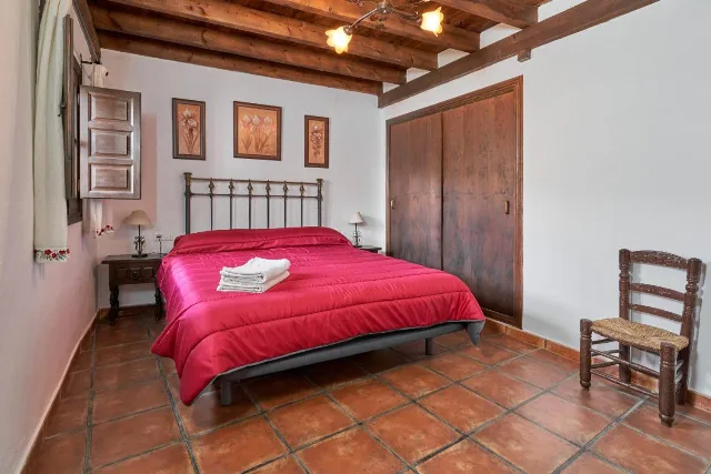CORTIJO EL NIDO en CANILLAS DE ACEITUNO — miniatura 15