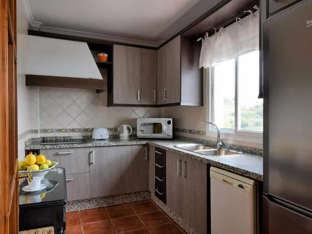 CORTIJO ALBARICOQUE en FRIGILIANA — miniatura 5