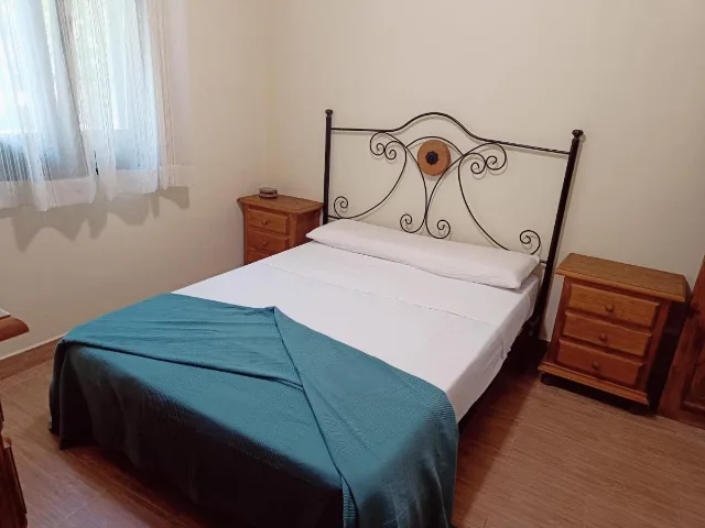LA ENCINA DE MEZQUIRINA en LANJARÓN — miniatura 34