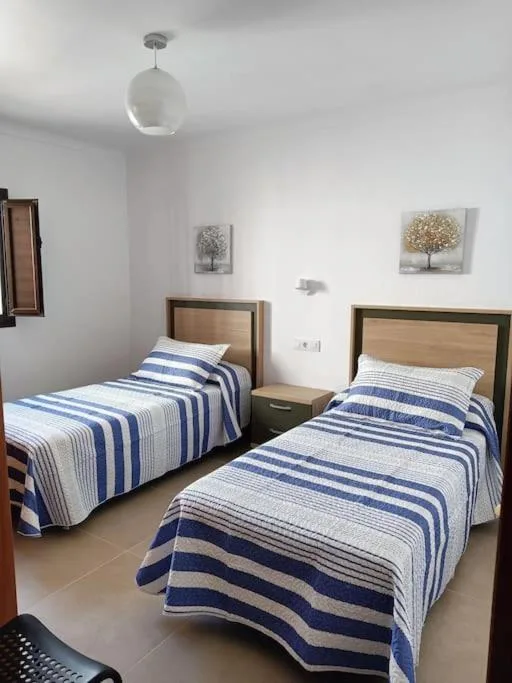CASA LA FUENTE en ÁLORA — miniatura 9