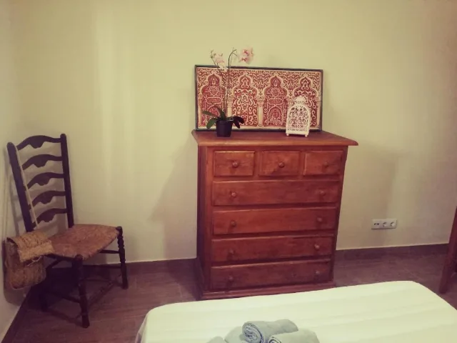 LA ENCINA DE MEZQUIRINA en LANJARÓN — miniatura 23