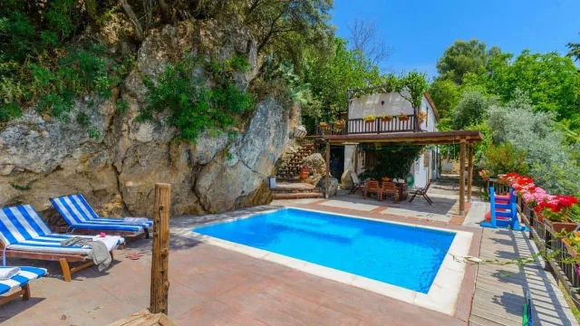 EL TAJIL en ALGARINEJO — foto 2