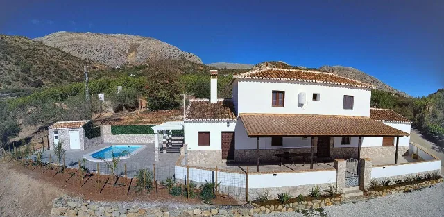 CASA LA FUENTE en ÁLORA — miniatura 36