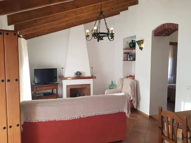 Alojamiento turístico CORTIJO LOMASOL en FRIGILIANA · MÁLAGA